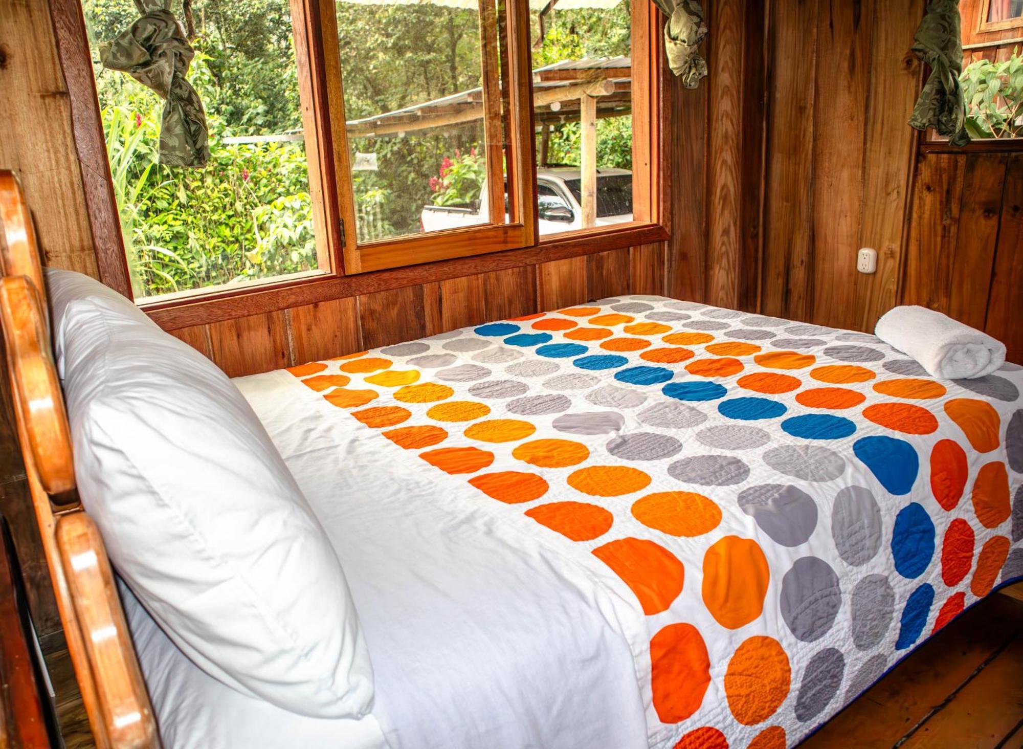Hostel La Casa De Cecilia Mindo Exteriér fotografie